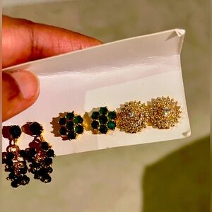 NWOT Fashion earrings